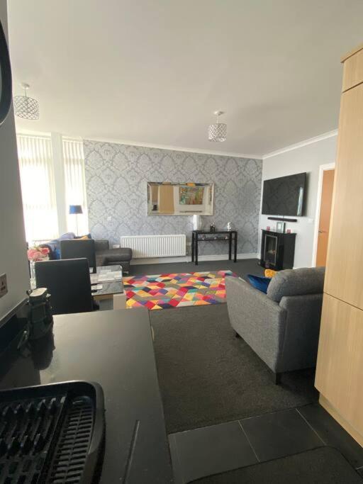 3 Bedroom Penthouse Apartment In 拉恩 外观 照片