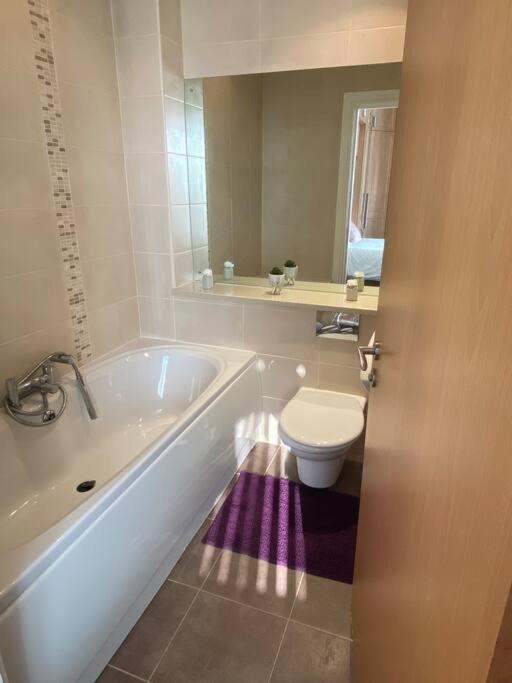 3 Bedroom Penthouse Apartment In 拉恩 外观 照片